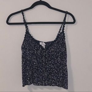 Tilly’s Blue Flower print Tank Top!
